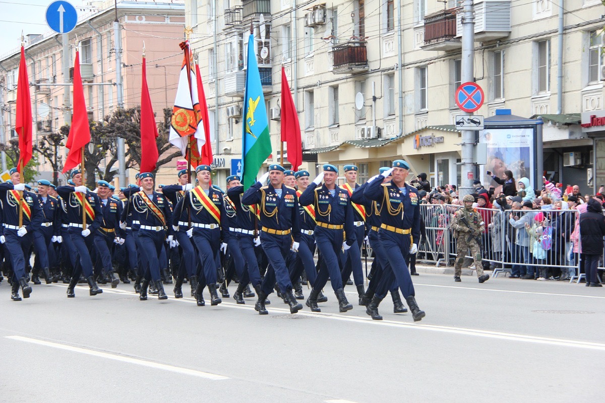 В Рязани встретили десантников, участвовавших в Параде на Красной площади